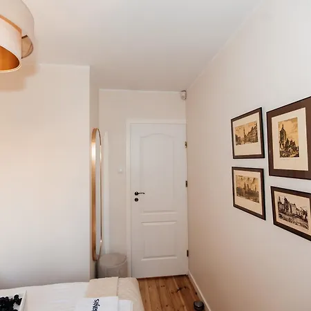 Apartment Maya's Flats & 27 - Beautiful On Piwna Street In The Old Town *