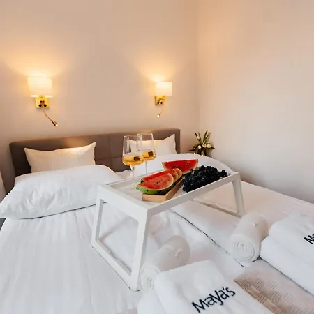Maya's Flats & 27 - Beautiful On Piwna Street In The Old Town Apartment Gdansk