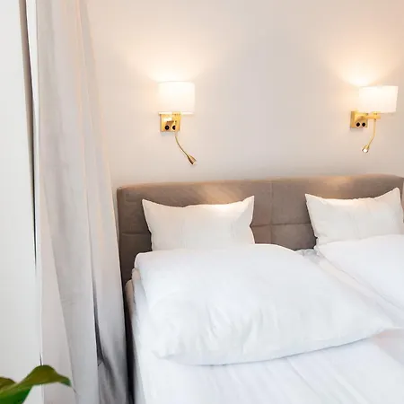 Maya's Flats & 27 - Beautiful On Piwna Street In The Old Town * Gdansk