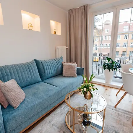 Maya's Flats & 27 - Beautiful On Piwna Street In The Old Town * Gdańsk