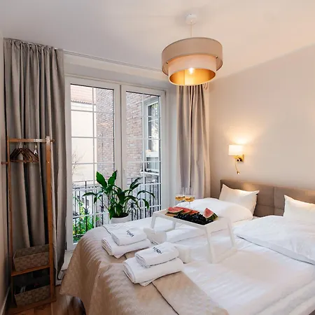 Maya's Flats & 27 - Beautiful On Piwna Street In The Old Town Gdańsk
