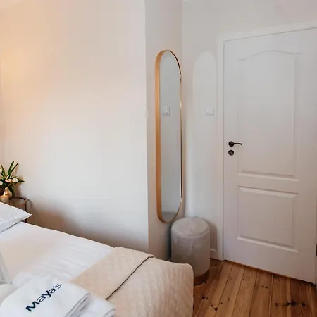 Maya's Flats & 27 - Beautiful On Piwna Street In The Old Town Lejlighed *