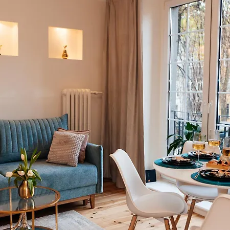 Maya's Flats & 27 - Beautiful On * גדנסק