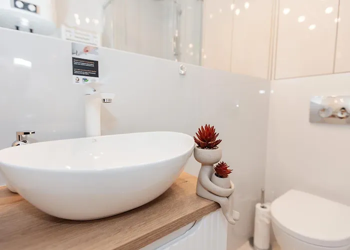 Maya's Flats & 27 - Beautiful On Apartament *