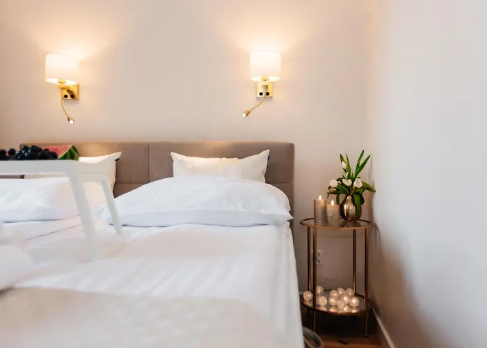 Maya's Flats & 27 - Beautiful On Apartament *