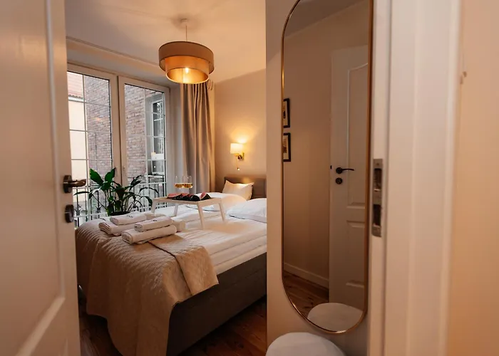 Maya's Flats & 27 - Beautiful On 格但斯克