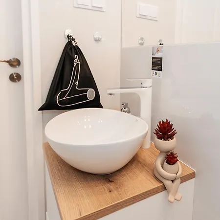 Apartamento Maya's Flats & 27 - Beautiful On