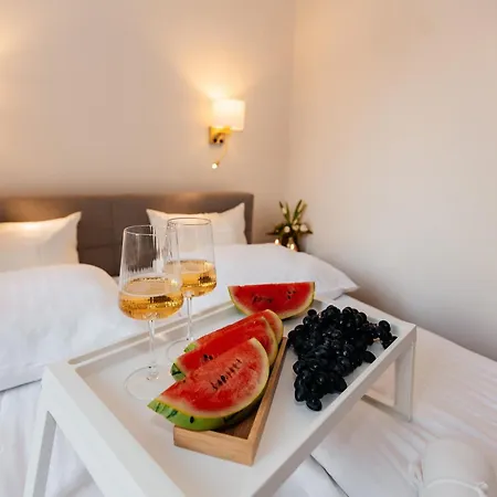 Maya's Flats & 27 - Beautiful On Gdańsk